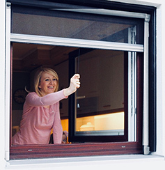 Рулонная москитная сетка